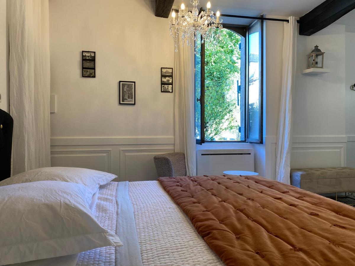 Chambre D'Hote 1787 : Les Terrasses Des Pyrenees Laloubere Buitenkant foto